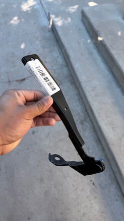 15’ Honda accord hood hinge
