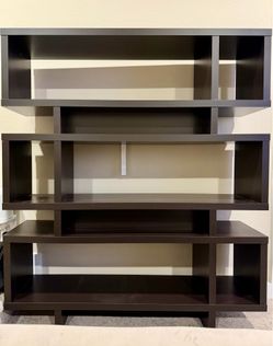Bookshelf