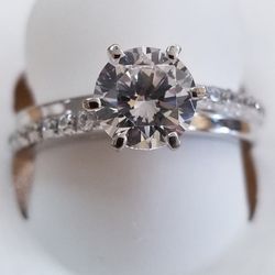 Sterling Silver Ring With Czs