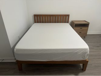 Queen Bed