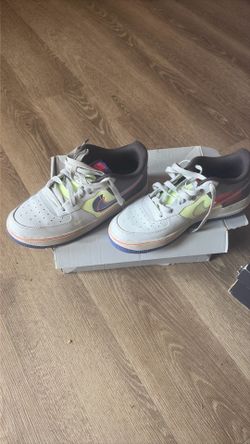 Women’s shoes