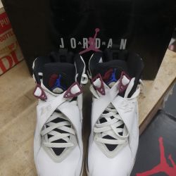 NIKE TENNIS SHOES CI1236 104 PRE OWNED SIZE 10