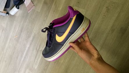 Nike Air Force 1 Low-Top Sneaker