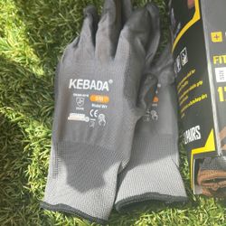 Grey Gloves For Grip