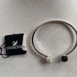 Swan Swarovski Black & White Crystal Balls Size Medium Bracelet 