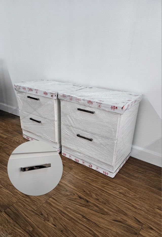 NEW 2 NIGHTSTANDS ASSEMBLED
