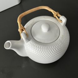 Ceramic Tea Pot For 5 O'clock