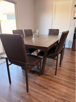 Dinning table