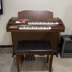 Kimball Valencia Organ 