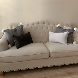 Tufted Nailhead Trim Sofa 