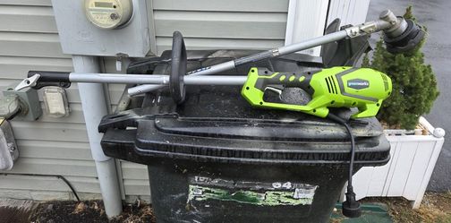 Greenworks 10 Amp 18-Inch Corded String Trimmer (Attachment Capable), 21142