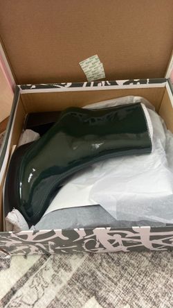 Dark green booties