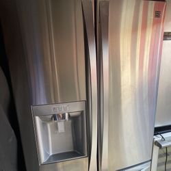 Refrigerator Kenmore 