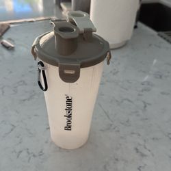 Brooke tone PET Food And Water Carrier 