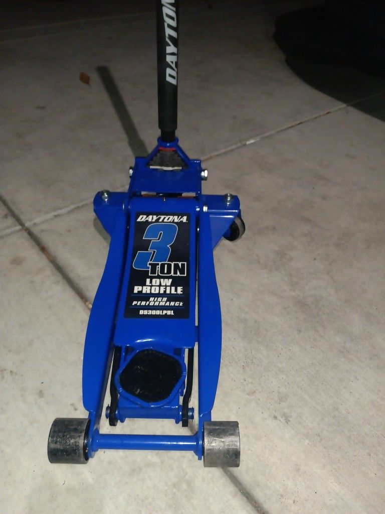Daytona Floor Jack