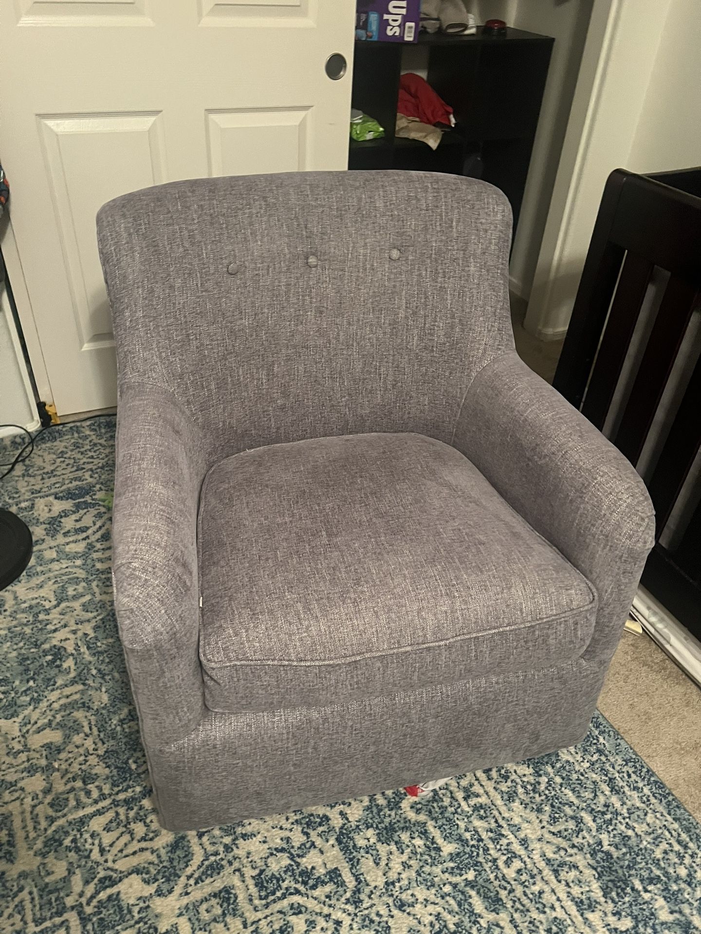 Living Spaces Swivel And Rocking Chair