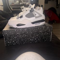 Jordan 4 Military Black