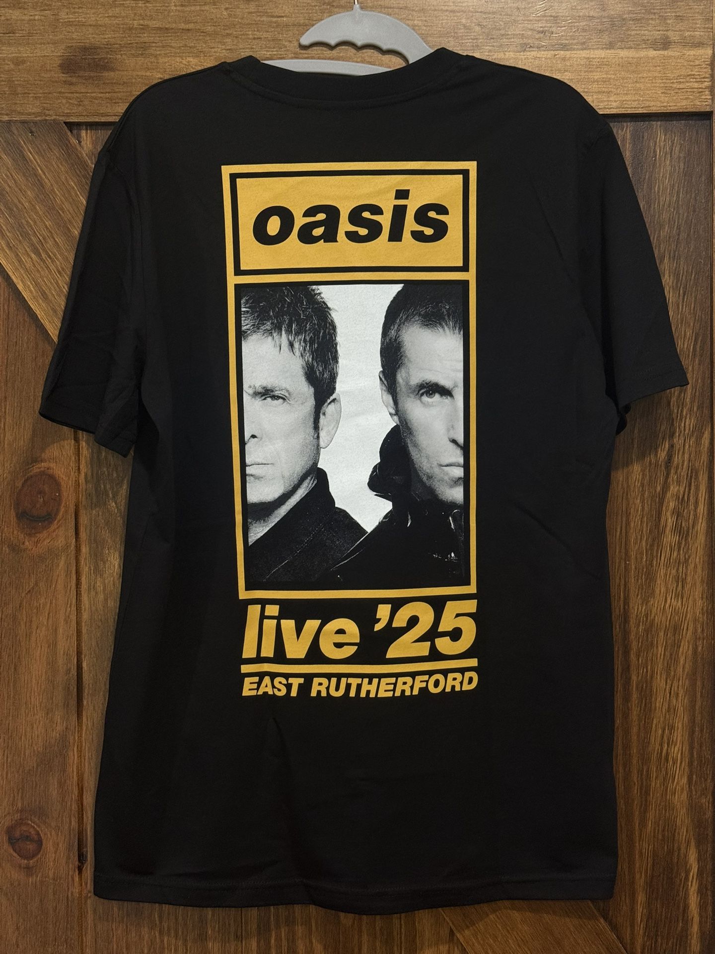OASIS - East Rutherford New Jersey Live ‘25 Shirt SOLD OUT, S