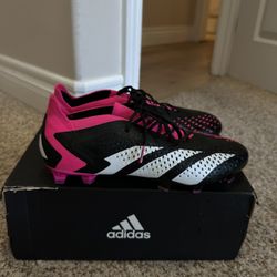 Soccer cleats