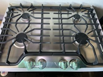 30” Gas CookTop , Take it for Zero Down Ask for Details!