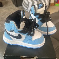 Jordan 1 University Blue Toddler 2C