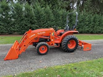 2022 Kubota L3901 Tractor, Loader, Box Scraper - 78 Hours - Gear Drive