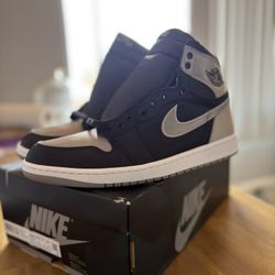 Air Jordan 1 Retro High OG Satin Shadow 