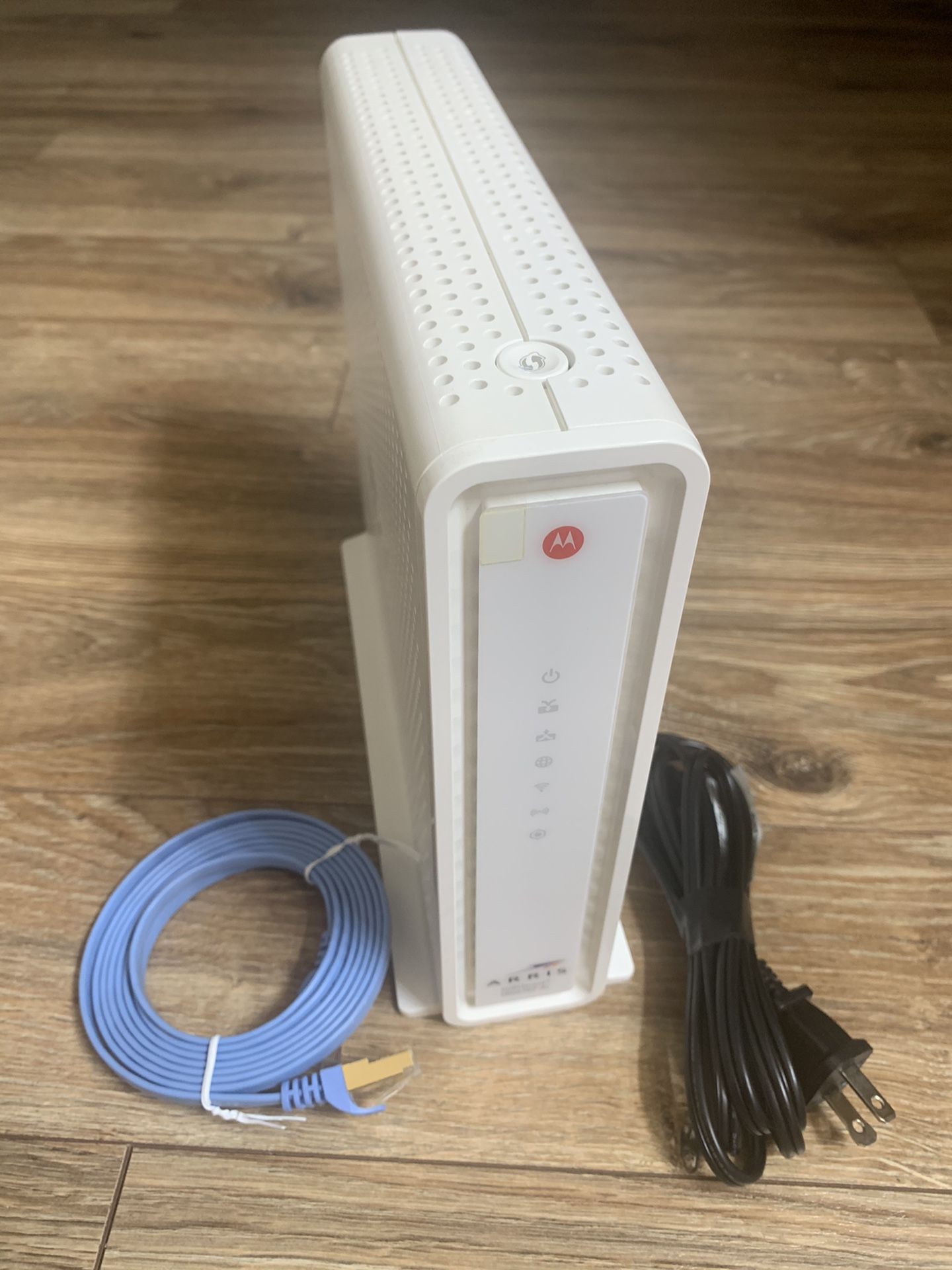 Motorola 2 in 1 Cable Modem/Router