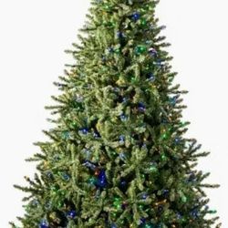 CHRISTMAS TREE 7.5 FEET TALL. W/500 LED . MULTI CHANGING LIGHTS. CONTROLLER  Like New 