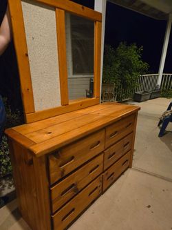 Dresser