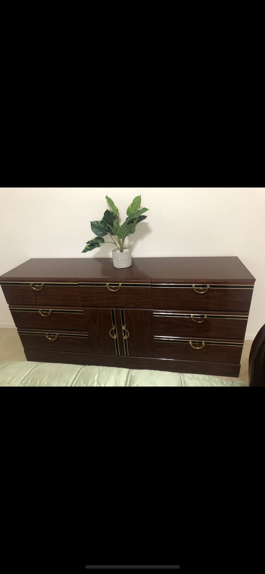 Dark Brown Mahogany Dresser