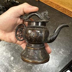 Antique Chinese Qing Dynasty miniature Teapot bronze water dropper Scholar Item