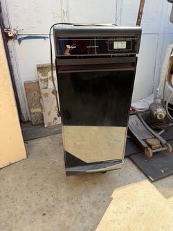 Whirlpool Trash Compactor Black