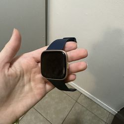 Fitbit Versa 2