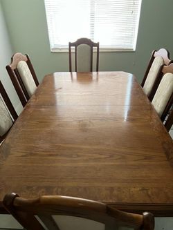 Wooden Dining Room Set/6 Chairs Great Condition