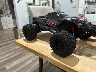 Traxxas maxx 4s