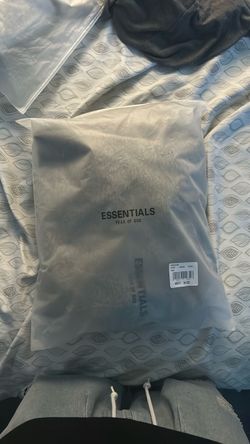Essential hoodie