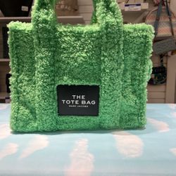 The tote bag 