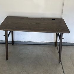 Free desk