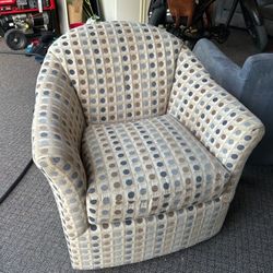 (2) Fairfield Chair, Swivel Glider Sofa(2 Chairs Total)