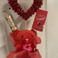 Valentines Day Baskets $15