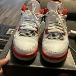 Air Jordan Retro 4 (YOUTH)