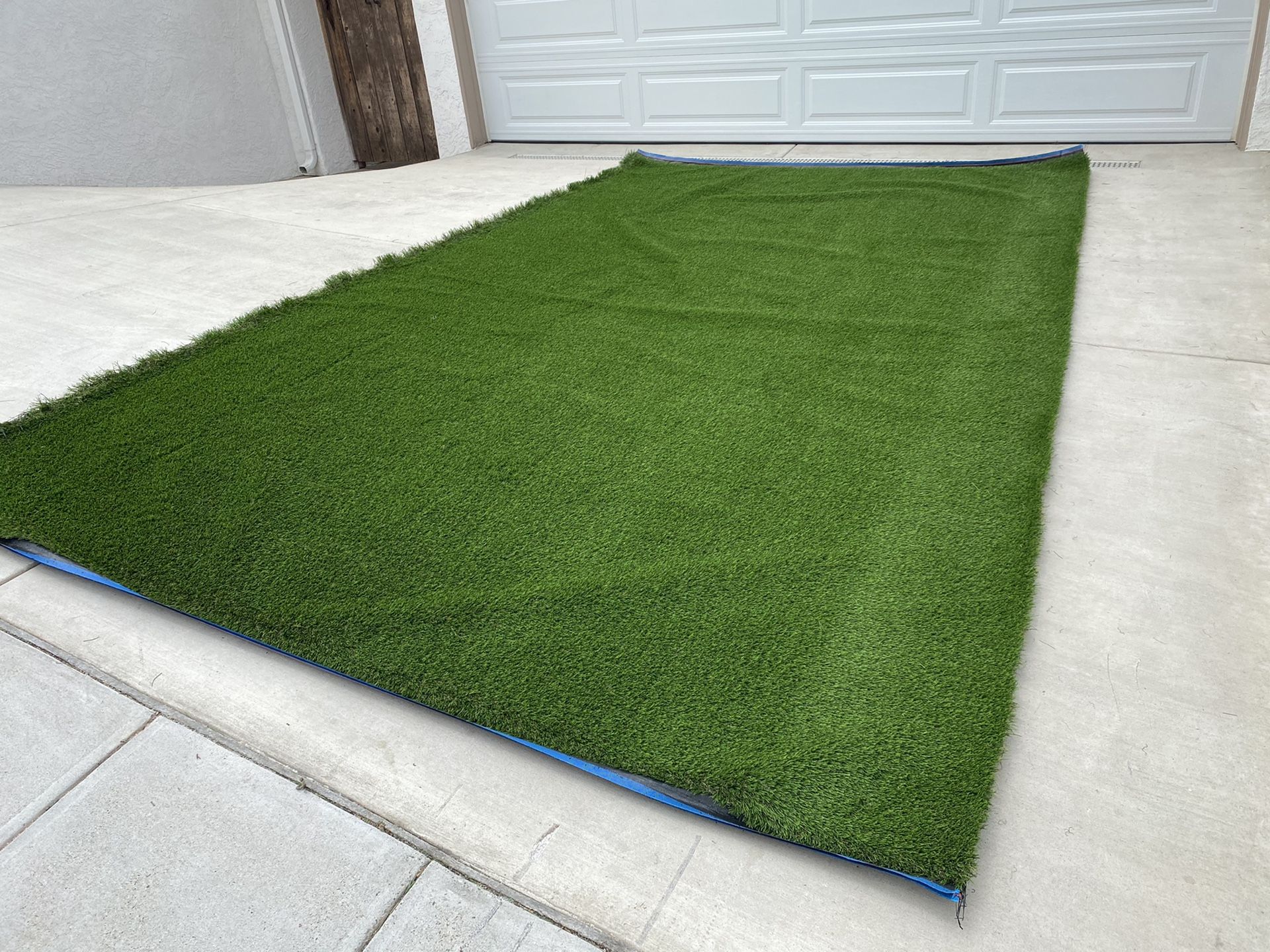 Brand new turf roll 15x15 $400 price is firm 👈🏿👈🏿👈🏿 pickup Point Loma