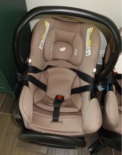 Infant car seat