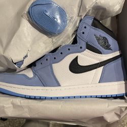 Air Jordan Retro 1 Unc University Blue Size 4,5.5,6,7