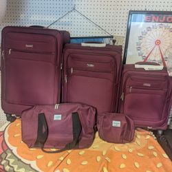Brand new 5 Piece Luggage Set