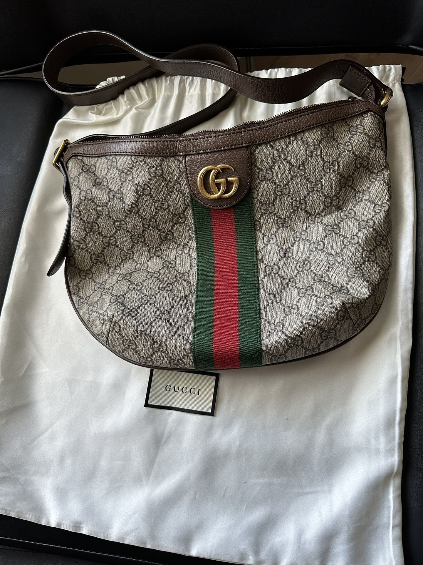 Gucci Shoulder Bag (Authentic)