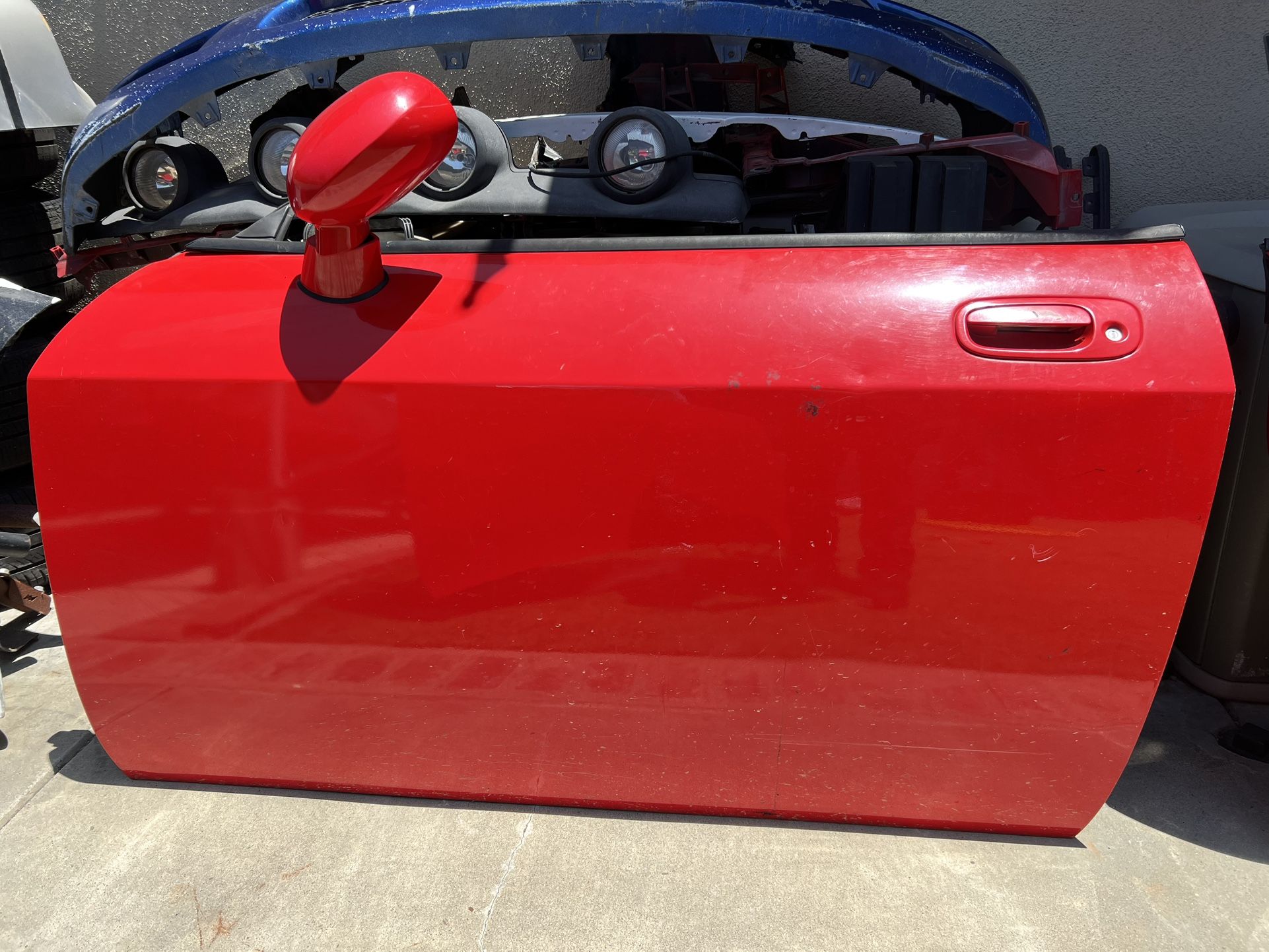 Dodge Challenger Door
