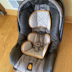 Chicco Baby Car Seat