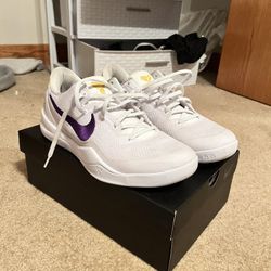 Kobe 8 Lakers Away